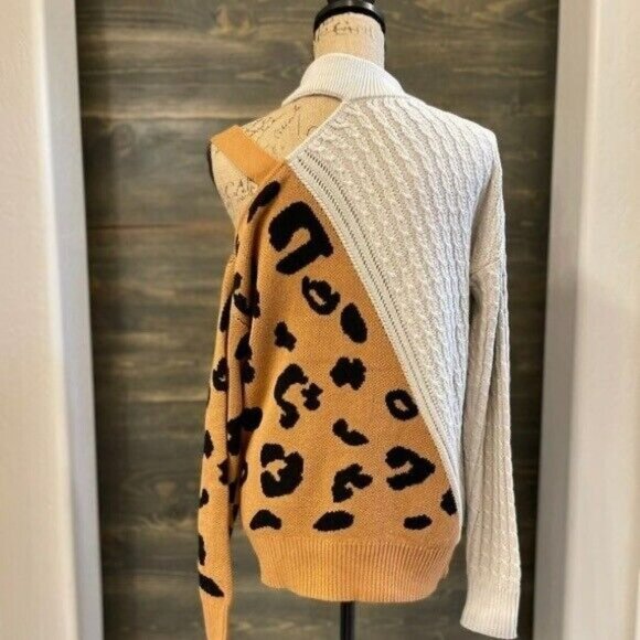 New Boho Leopard Print Sweater Women's Size Small Cream Cold Shoulder Top - Picture 4 of 10